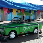 Party-Trabi-Muziekauto-huren-Cars-and-Stars-events-simulators-15