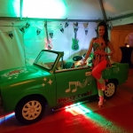 Party-Trabi-Muziekauto-huren-Cars-and-Stars-events-simulators-4