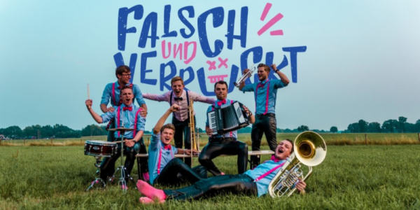 Falsch und Verrückt