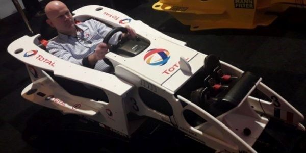 cockpit f1 wit racestoel