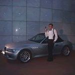 pierce brosnan james bond lookalike