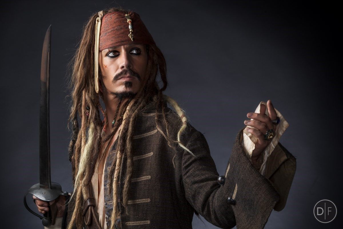 Jack Sparrow Lookalike ✓ Dubbelganger | Boek Bij Cars And Stars