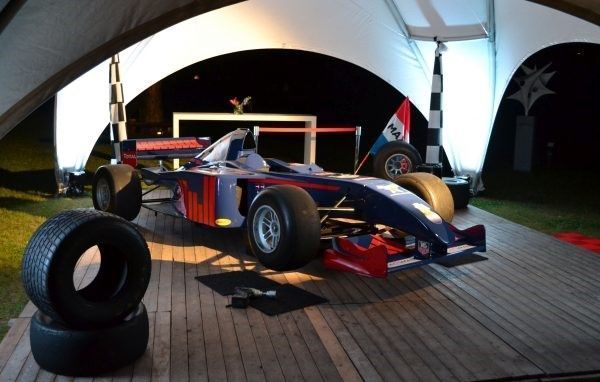 f1 race sim simulator