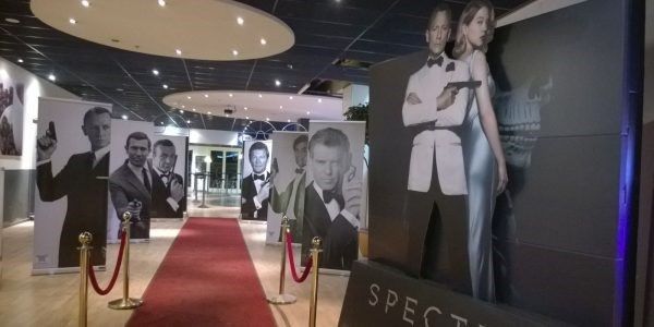 James Bond Deco