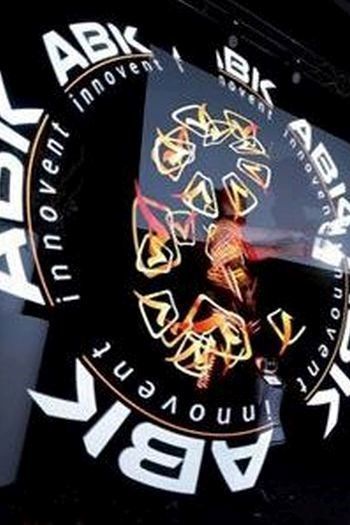 led poi show dans