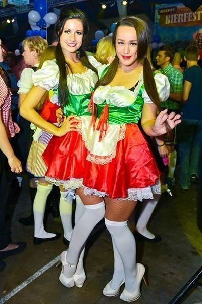 danseressen oktoberfest oktoberfeesten bierfeesten dansers