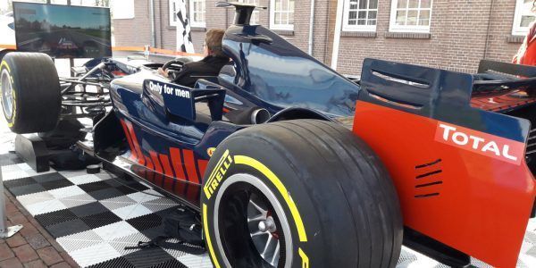 Max f1 kampioen testdagen testweek