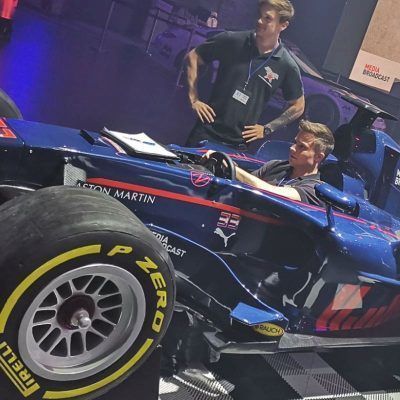 f1 racesimulator huren blauw