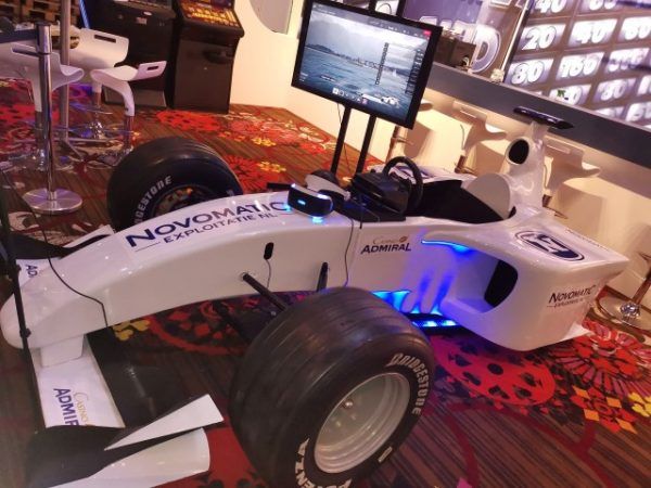 racen met vr bril simulatie