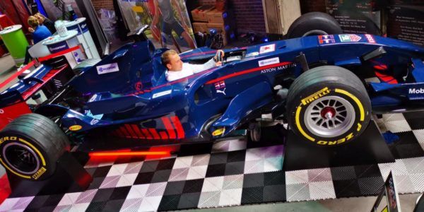 fullsize f1 simulator
