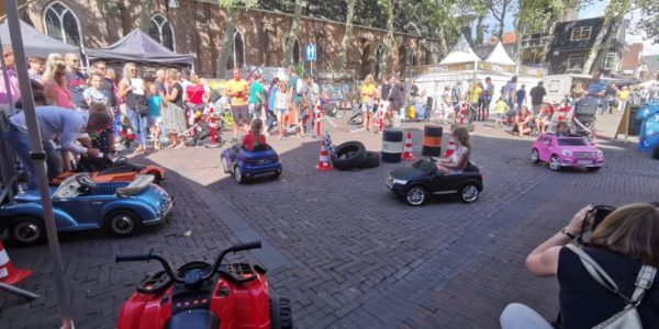 kinderauto's huren event