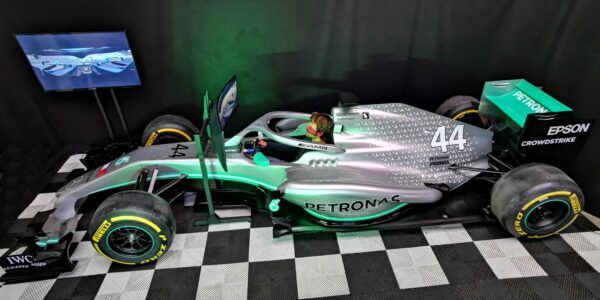 nieuwste f1 race simulator mercedes