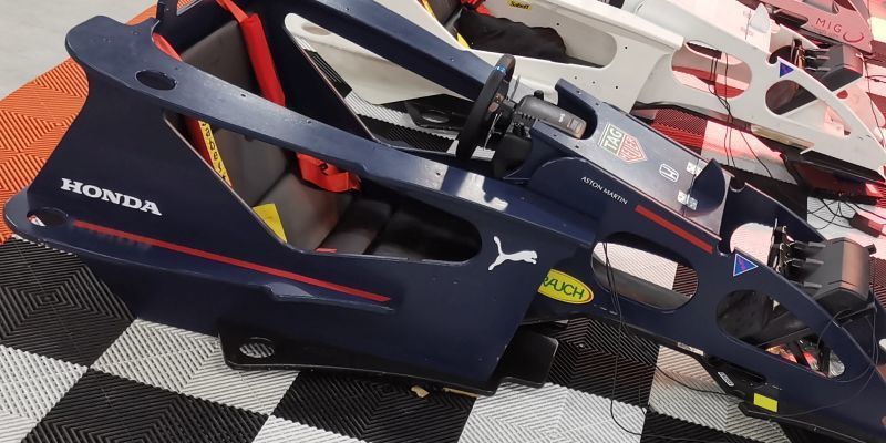 race sim cockpit