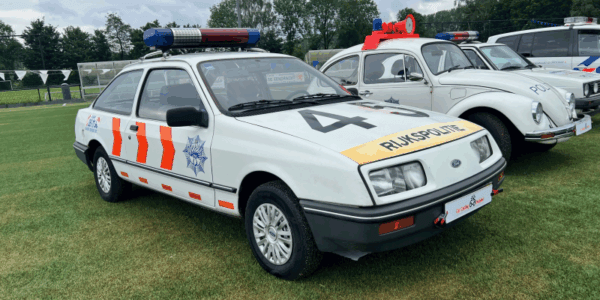 Flodder Politieauto Ford Sierra